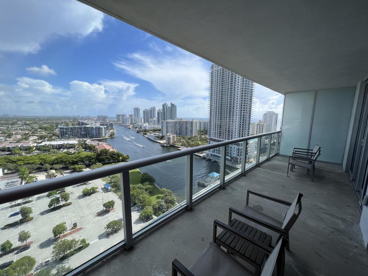 23Rd Floor Luxury & Spacious Beachwalk Resort Apartment With Amazing View 할렌데일비치 외부 사진