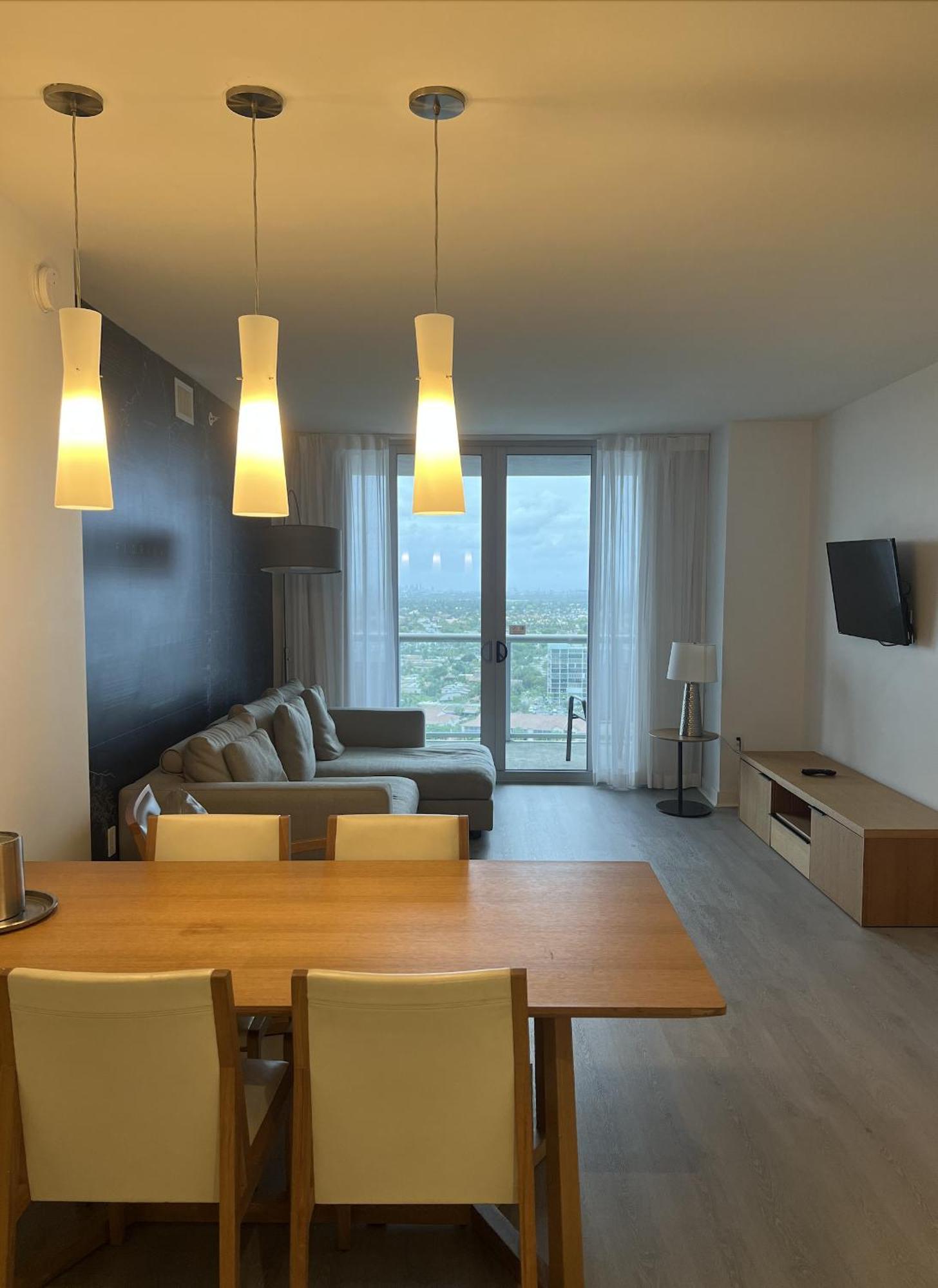 23Rd Floor Luxury & Spacious Beachwalk Resort Apartment With Amazing View 할렌데일비치 외부 사진